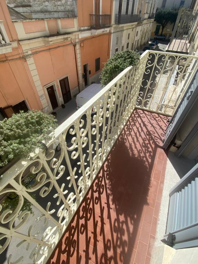 La Casa Di Nonna Titina Apartment Лече Екстериор снимка