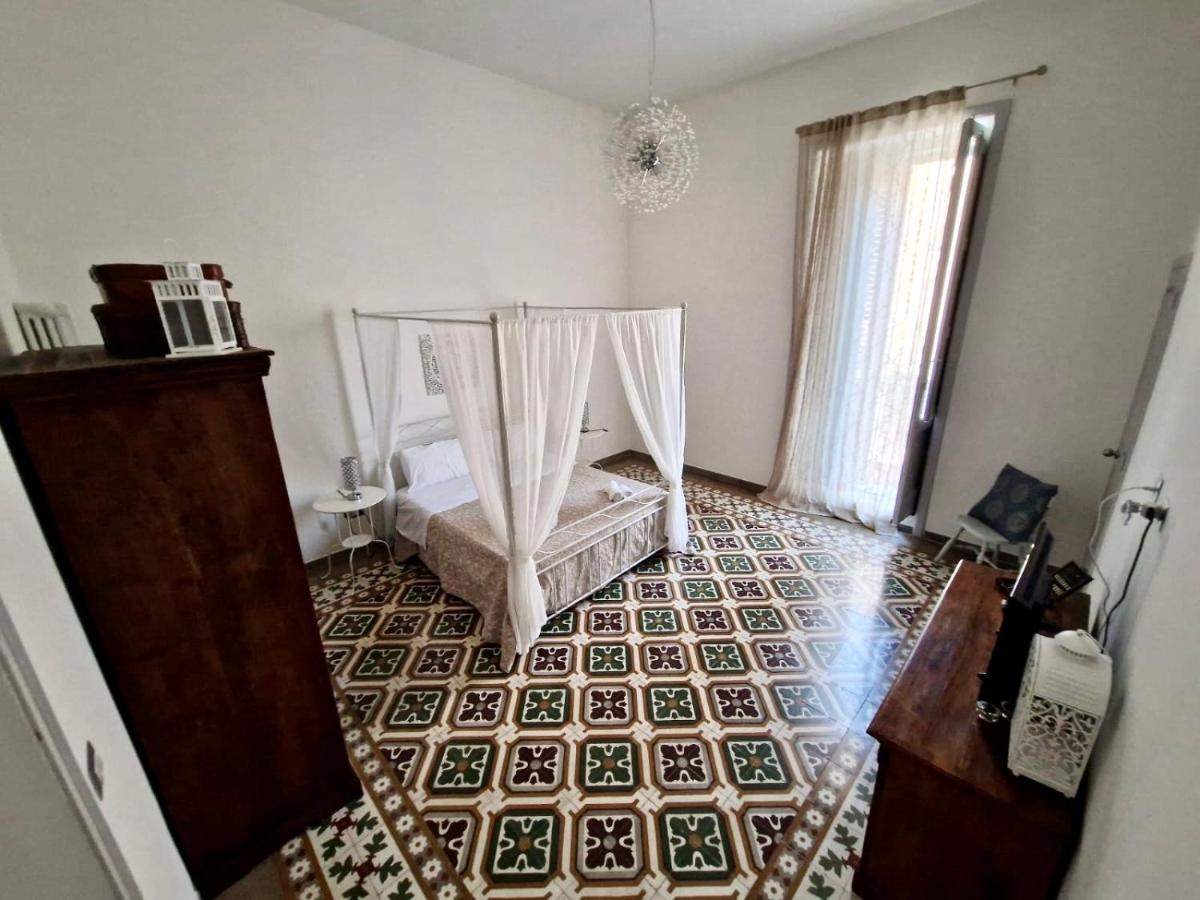 La Casa Di Nonna Titina Apartment Лече Екстериор снимка